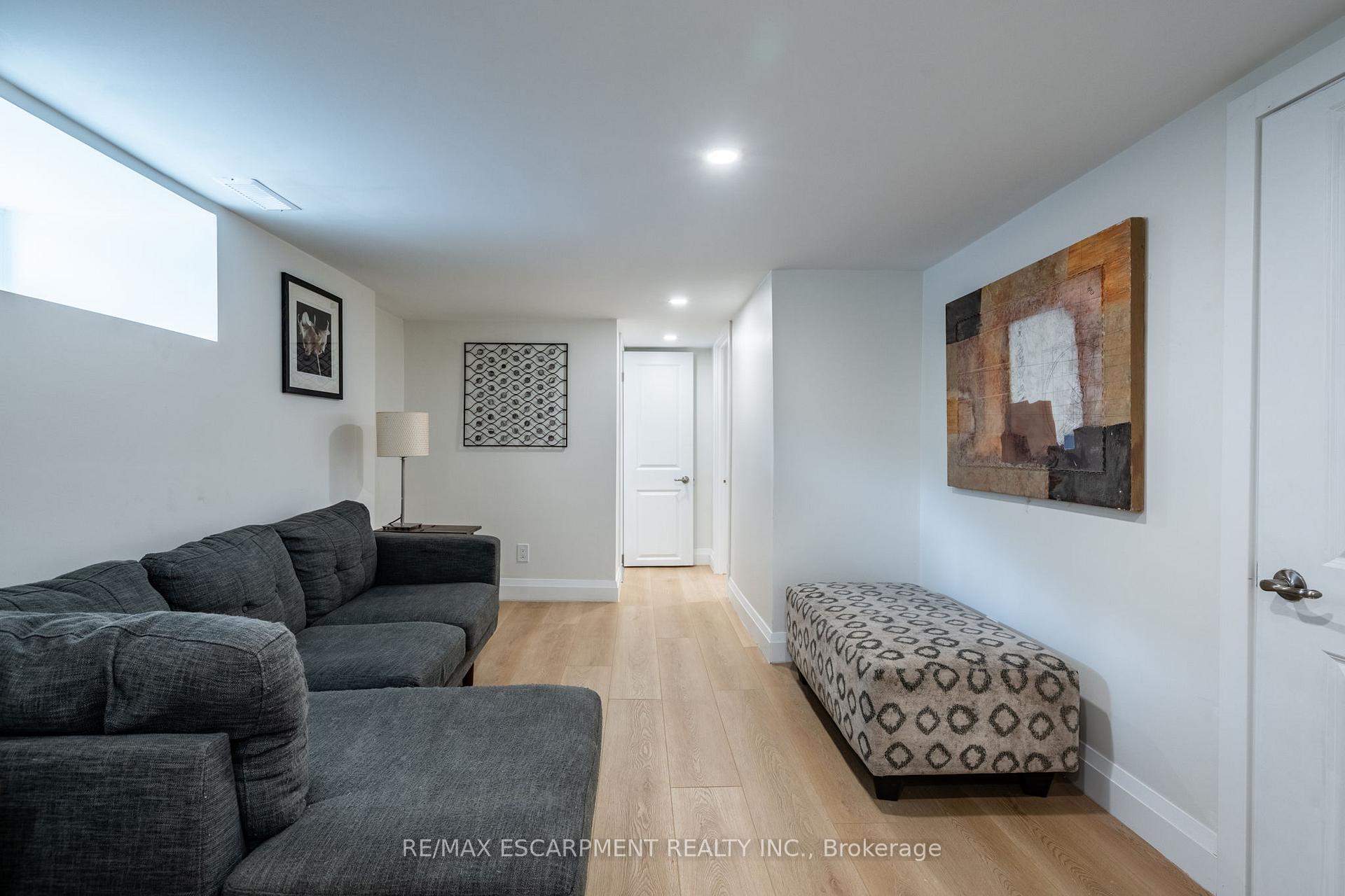 Photo 37 of 172 Pine Street S, Thorold, Thorold Downtown — HOMEH