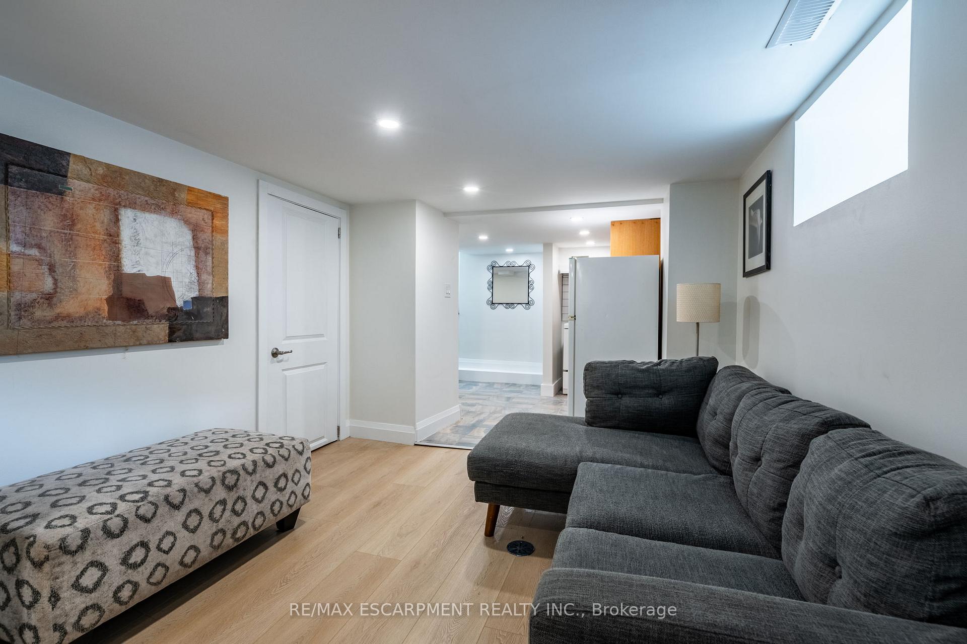 Photo 39 of 172 Pine Street S, Thorold, Thorold Downtown — HOMEH
