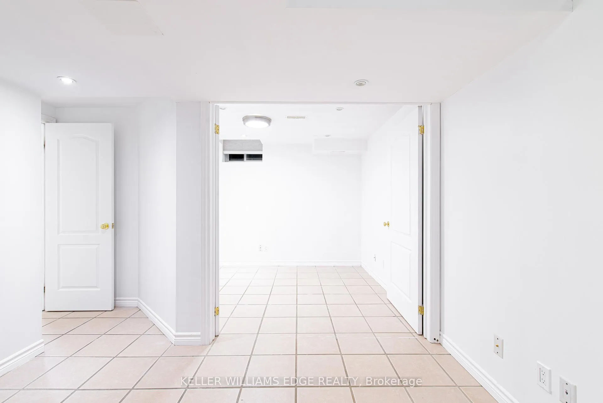 Photo 23 of Unit Room 4, 119 Summers Drive, Thorold, Confederation Heights — HOMEH