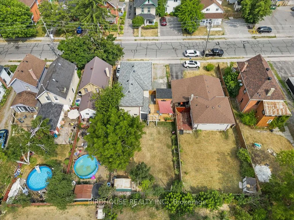 Photo 33 of 625 Brown Street, Peterborough, Otonabee Ward 1 — HOMEH