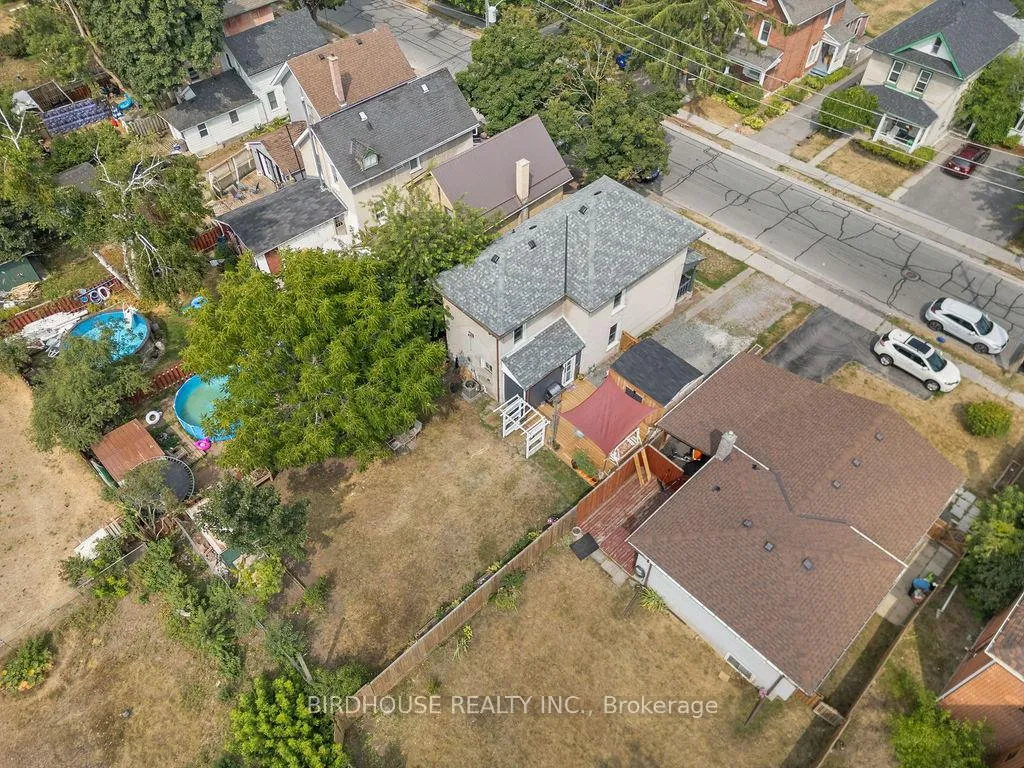 Photo 34 of 625 Brown Street, Peterborough, Otonabee Ward 1 — HOMEH