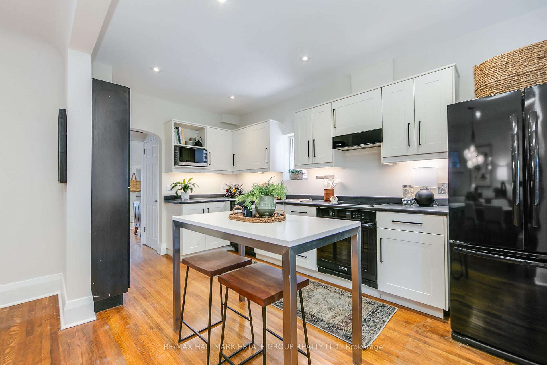 Photo 22 of 58 Chester Hill Road, Toronto, Playter Estates-Danforth — HOMEH