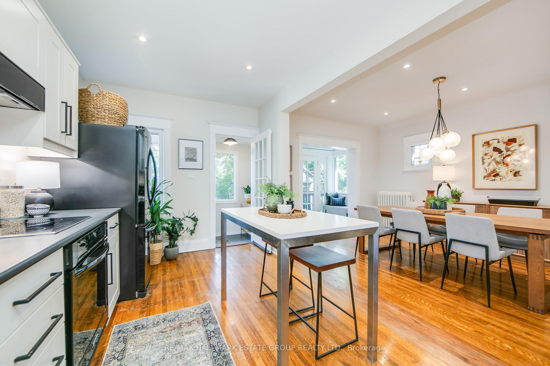 Photo 24 of 58 Chester Hill Road, Toronto, Playter Estates-Danforth — HOMEH