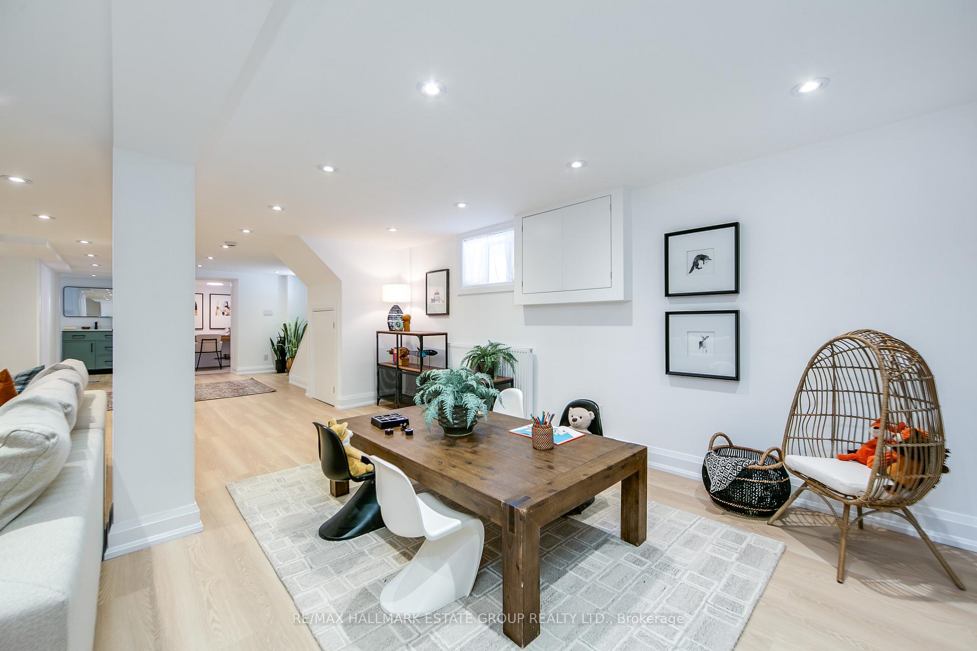Photo 42 of 58 Chester Hill Road, Toronto, Playter Estates-Danforth — HOMEH