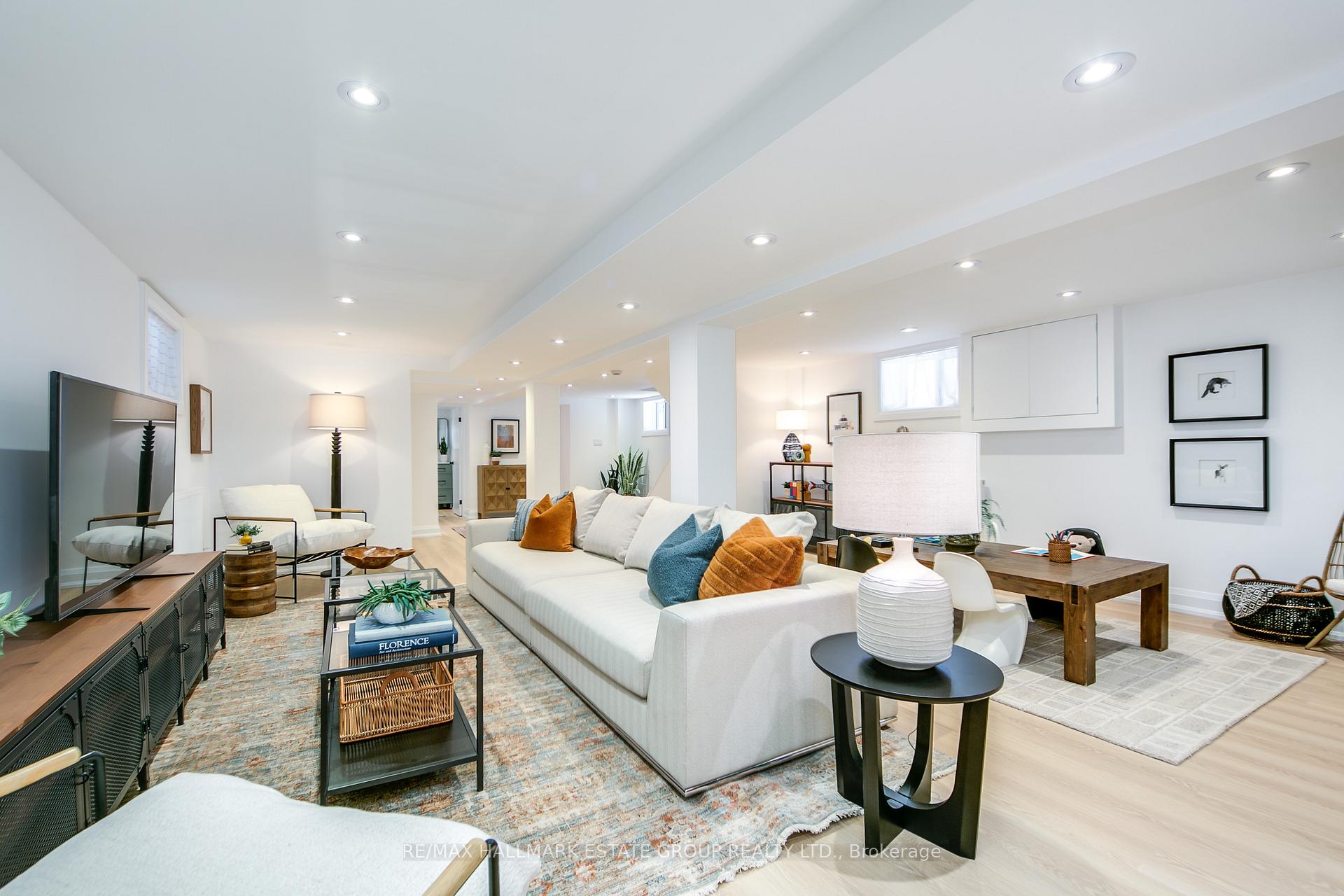 Photo 43 of 58 Chester Hill Road, Toronto, Playter Estates-Danforth — HOMEH