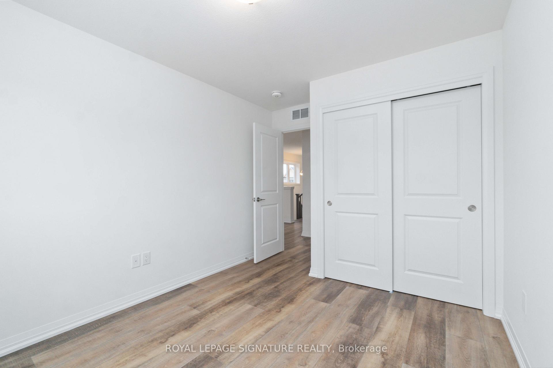 Photo 2 of 126 Bur Oak Drive, Thorold, Confederation Heights — HOMEH