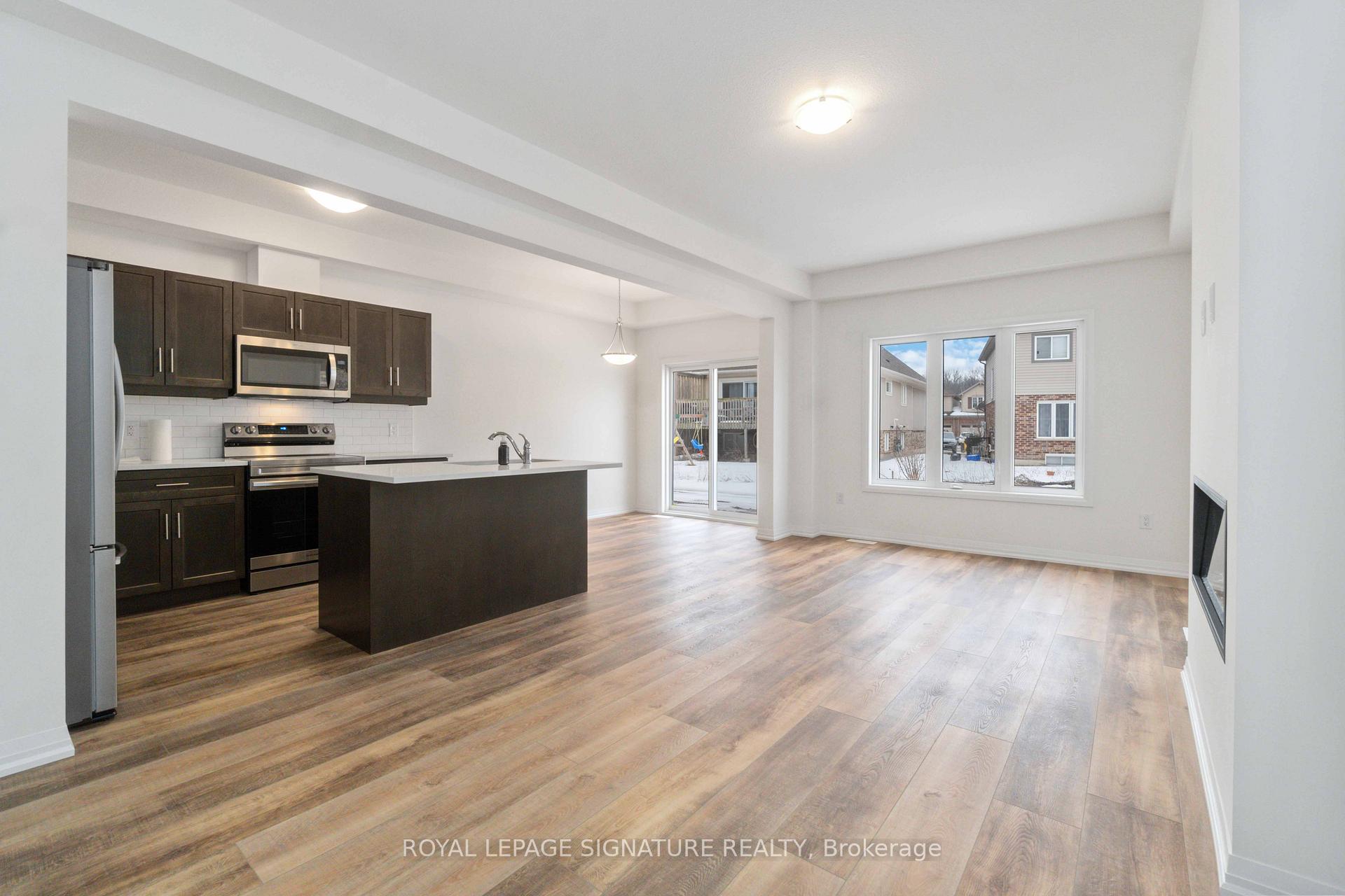 Photo 16 of 126 Bur Oak Drive, Thorold, Confederation Heights — HOMEH