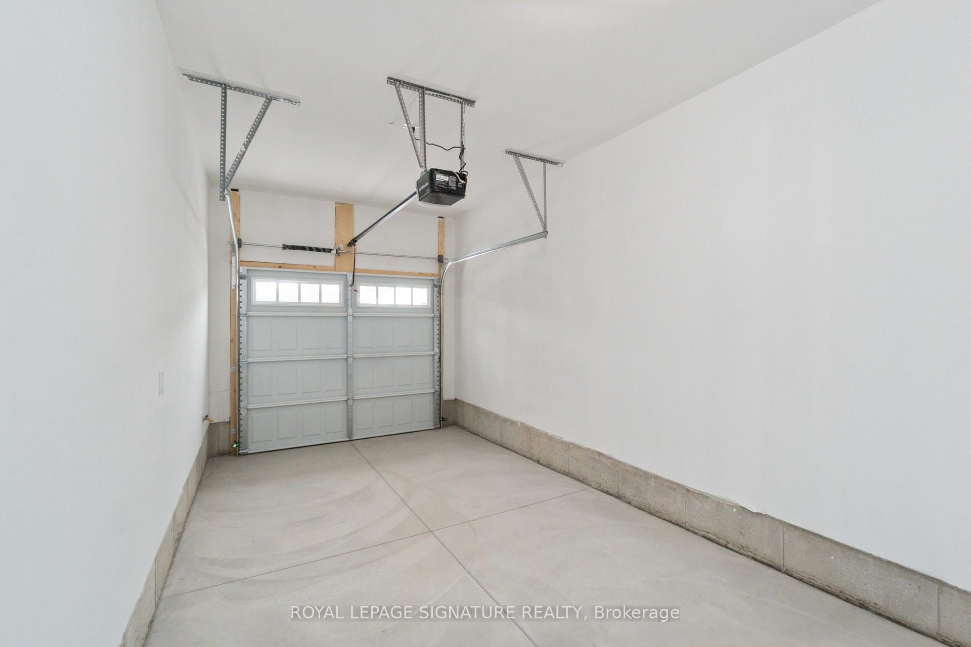 Photo 24 of 126 Bur Oak Drive, Thorold, Confederation Heights — HOMEH