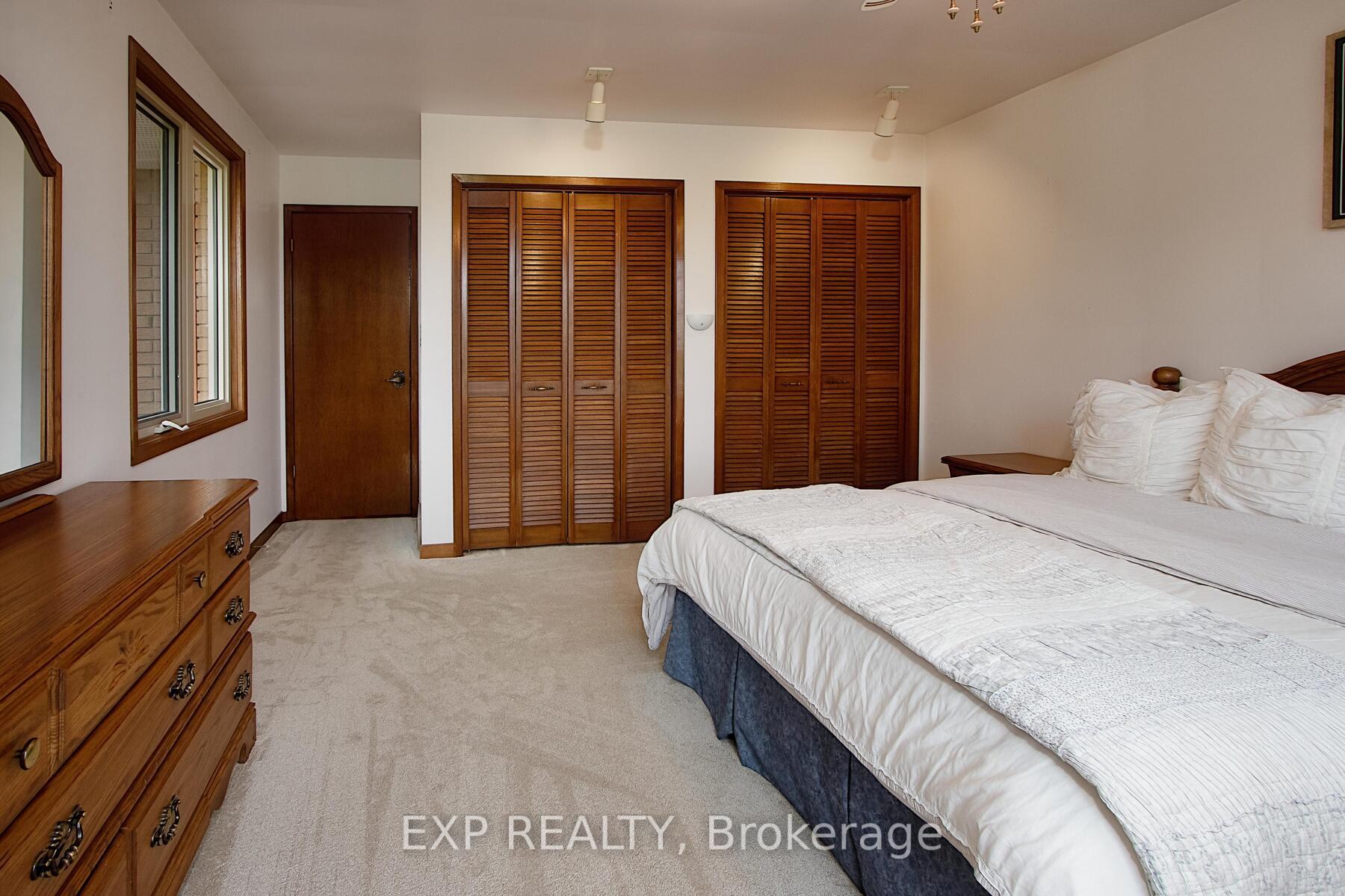 Photo 19 of 1265 Gladstone Drive, Thames Centre, Gladstone — HOMEH