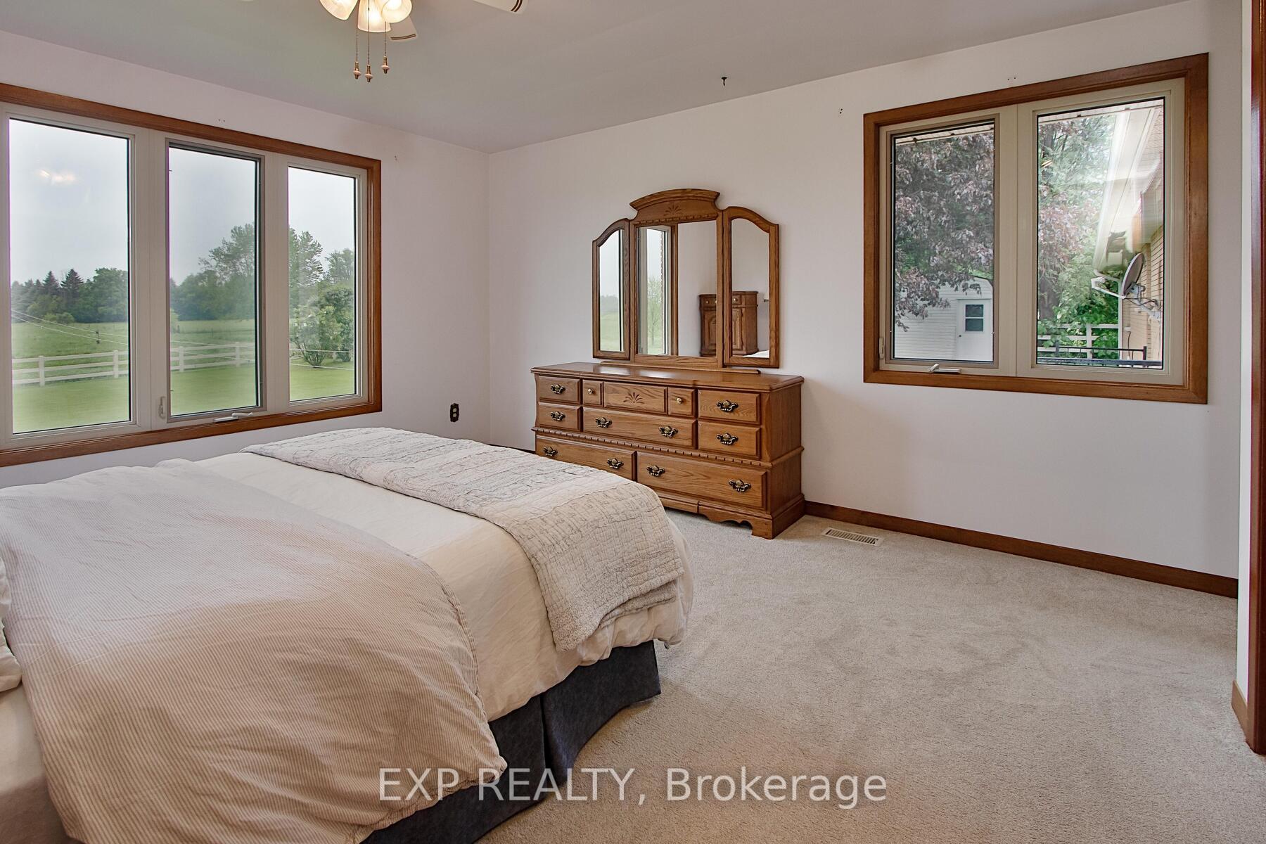 Photo 20 of 1265 Gladstone Drive, Thames Centre, Gladstone — HOMEH