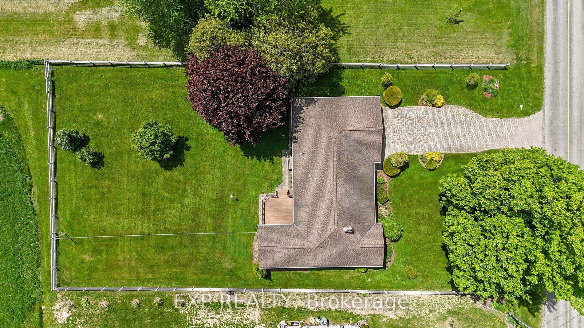 Photo 38 of 1265 Gladstone Drive, Thames Centre, Gladstone — HOMEH