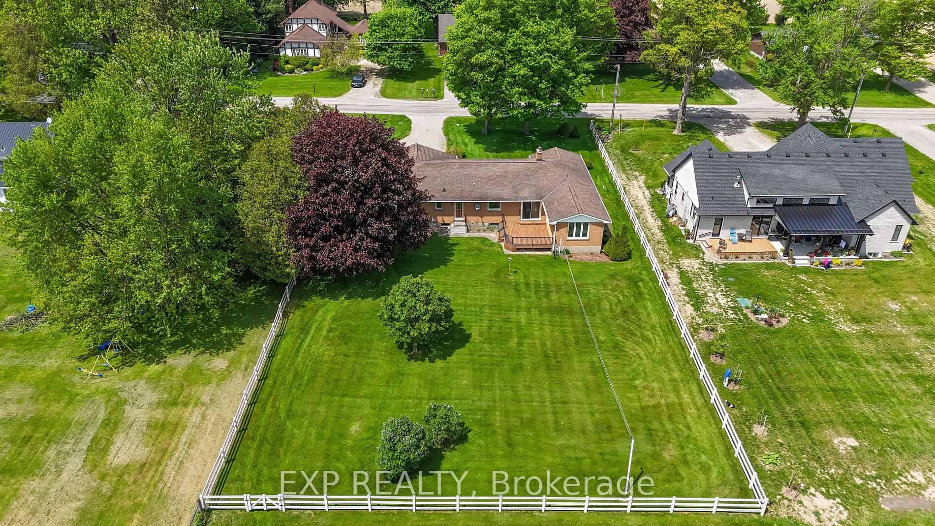 Photo 40 of 1265 Gladstone Drive, Thames Centre, Gladstone — HOMEH