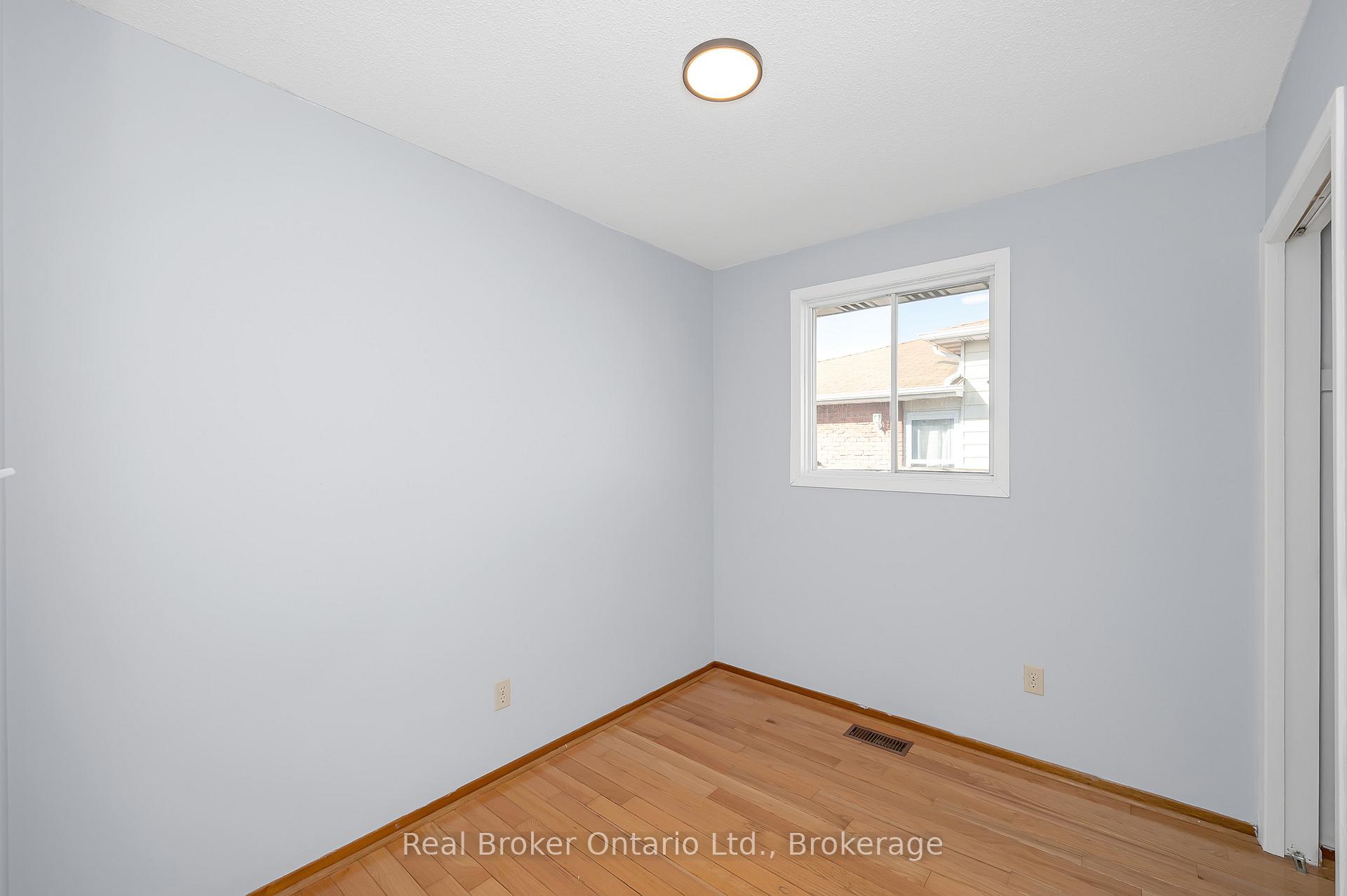 Photo 13 of 82 Lampman Crescent, Thorold, Confederation Heights — HOMEH