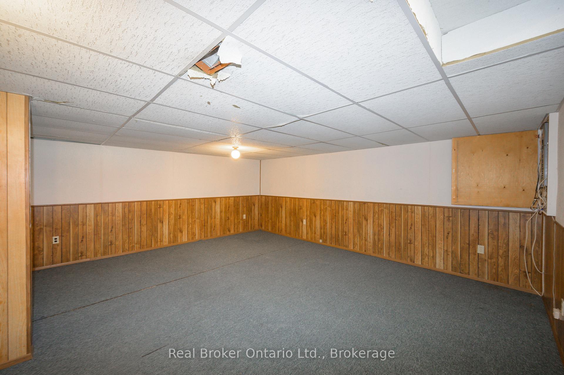 Photo 21 of 82 Lampman Crescent, Thorold, Confederation Heights — HOMEH