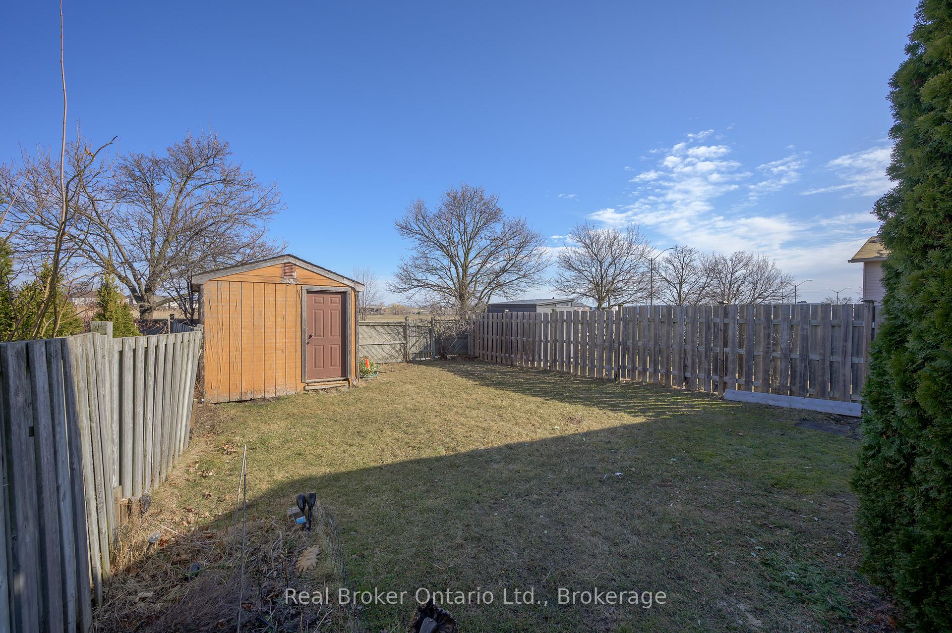 Photo 26 of 82 Lampman Crescent, Thorold, Confederation Heights — HOMEH