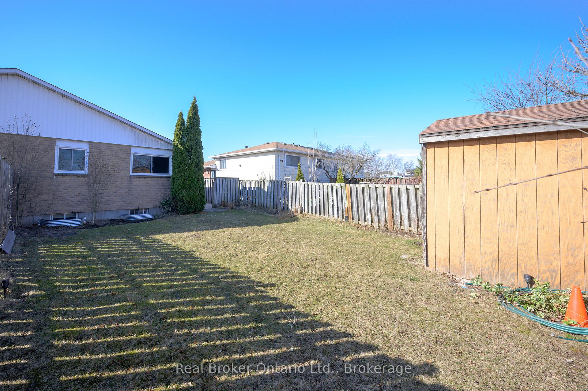 Photo 29 of 82 Lampman Crescent, Thorold, Confederation Heights — HOMEH