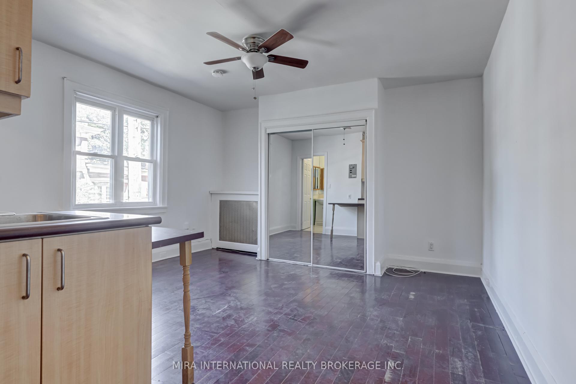 Photo 4 of Unit C1, 98 Leuty Avenue, Toronto, The Beaches — HOMEH