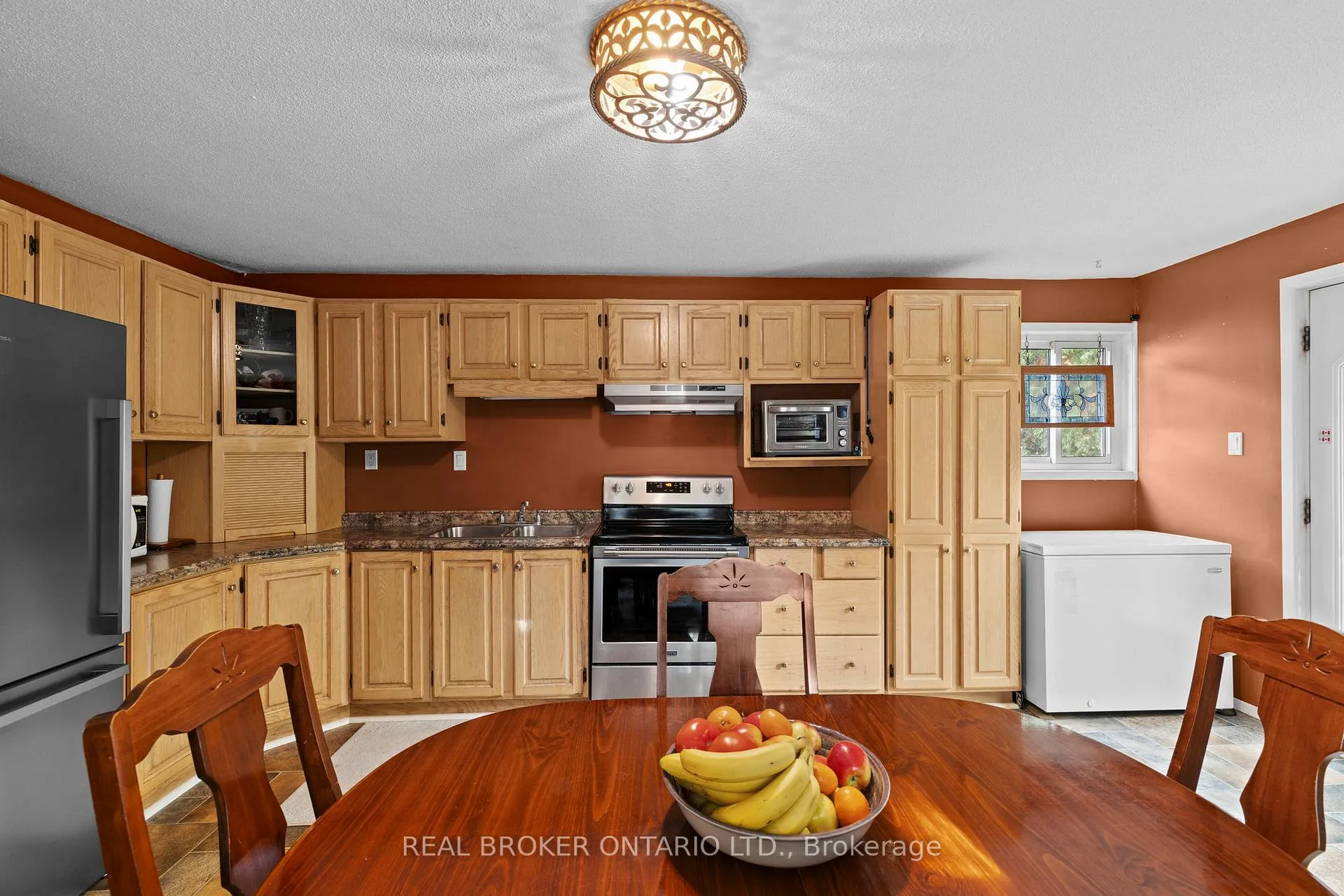 Photo 8 of 15 Lovejoy Street, Tay, Victoria Harbour — HOMEH