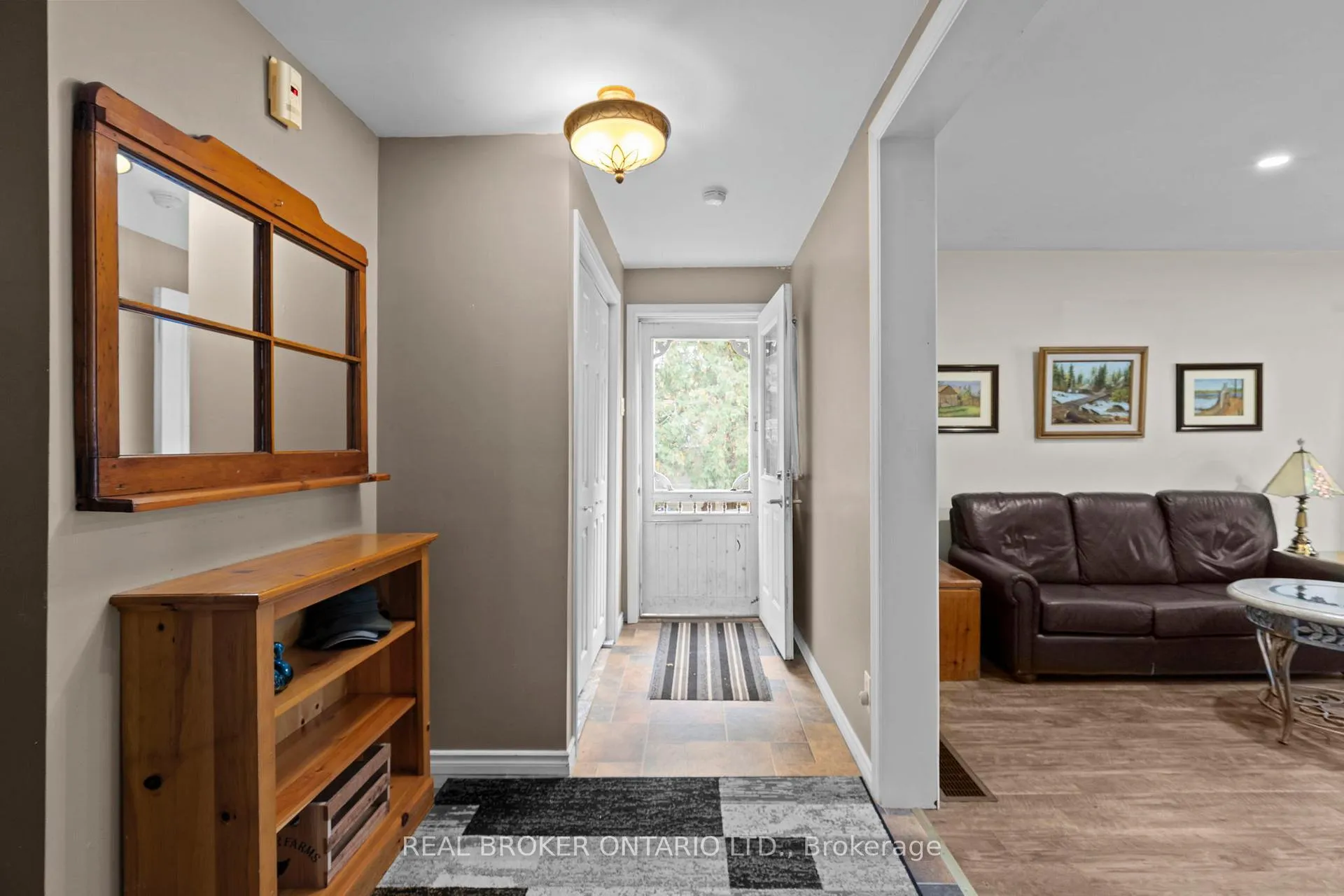 Photo 11 of 15 Lovejoy Street, Tay, Victoria Harbour — HOMEH