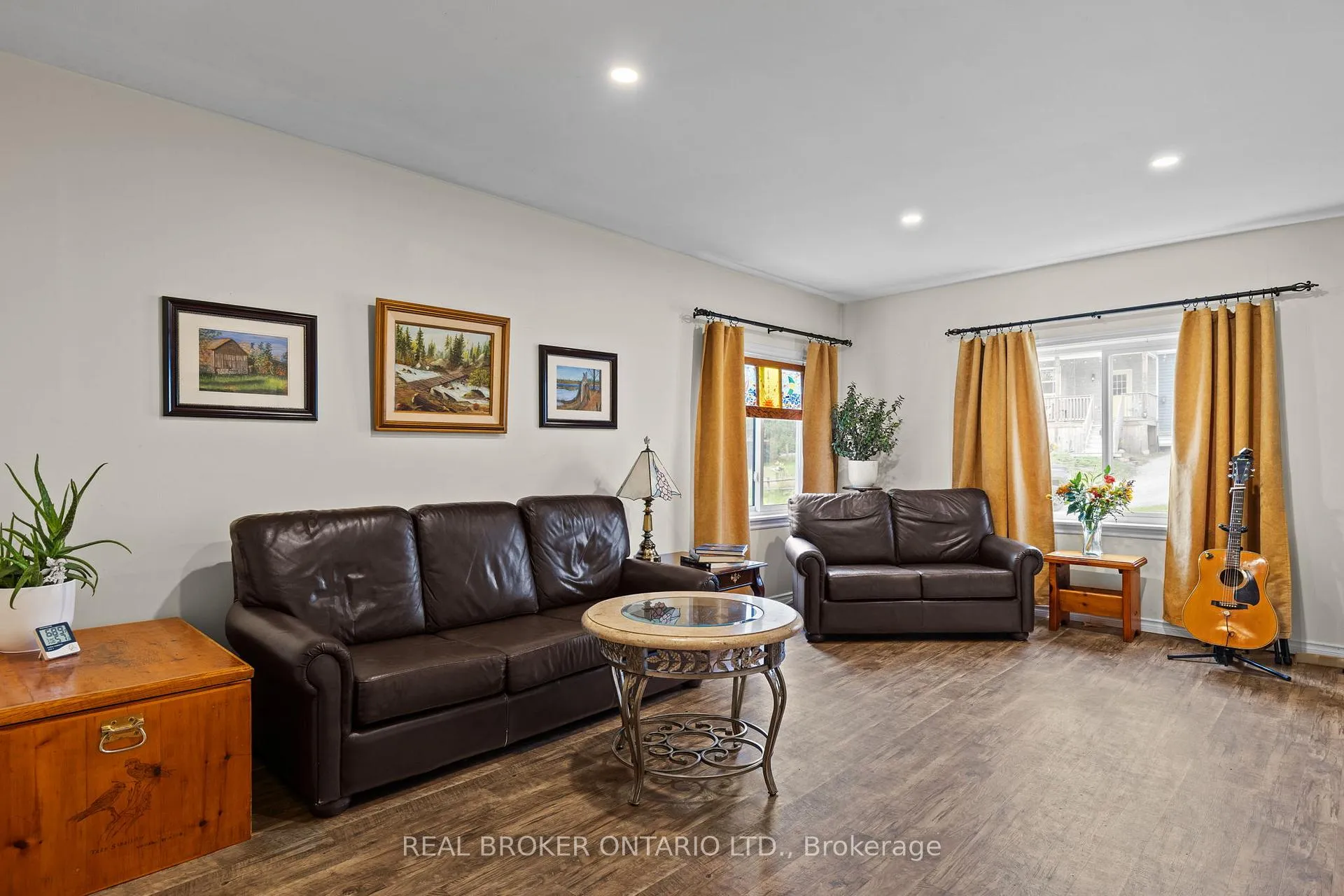 Photo 12 of 15 Lovejoy Street, Tay, Victoria Harbour — HOMEH