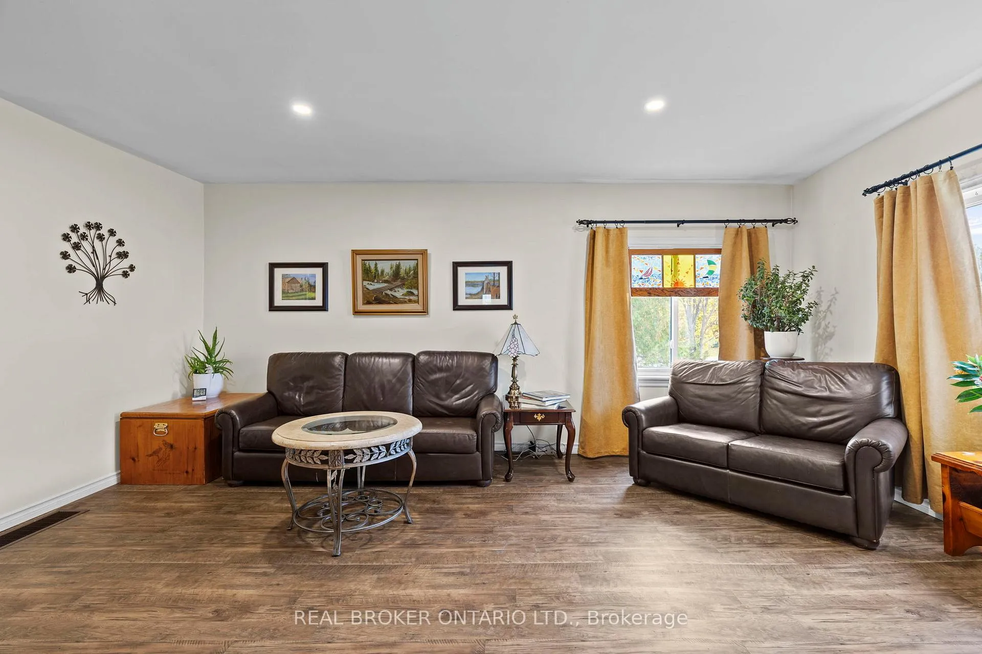 Photo 13 of 15 Lovejoy Street, Tay, Victoria Harbour — HOMEH