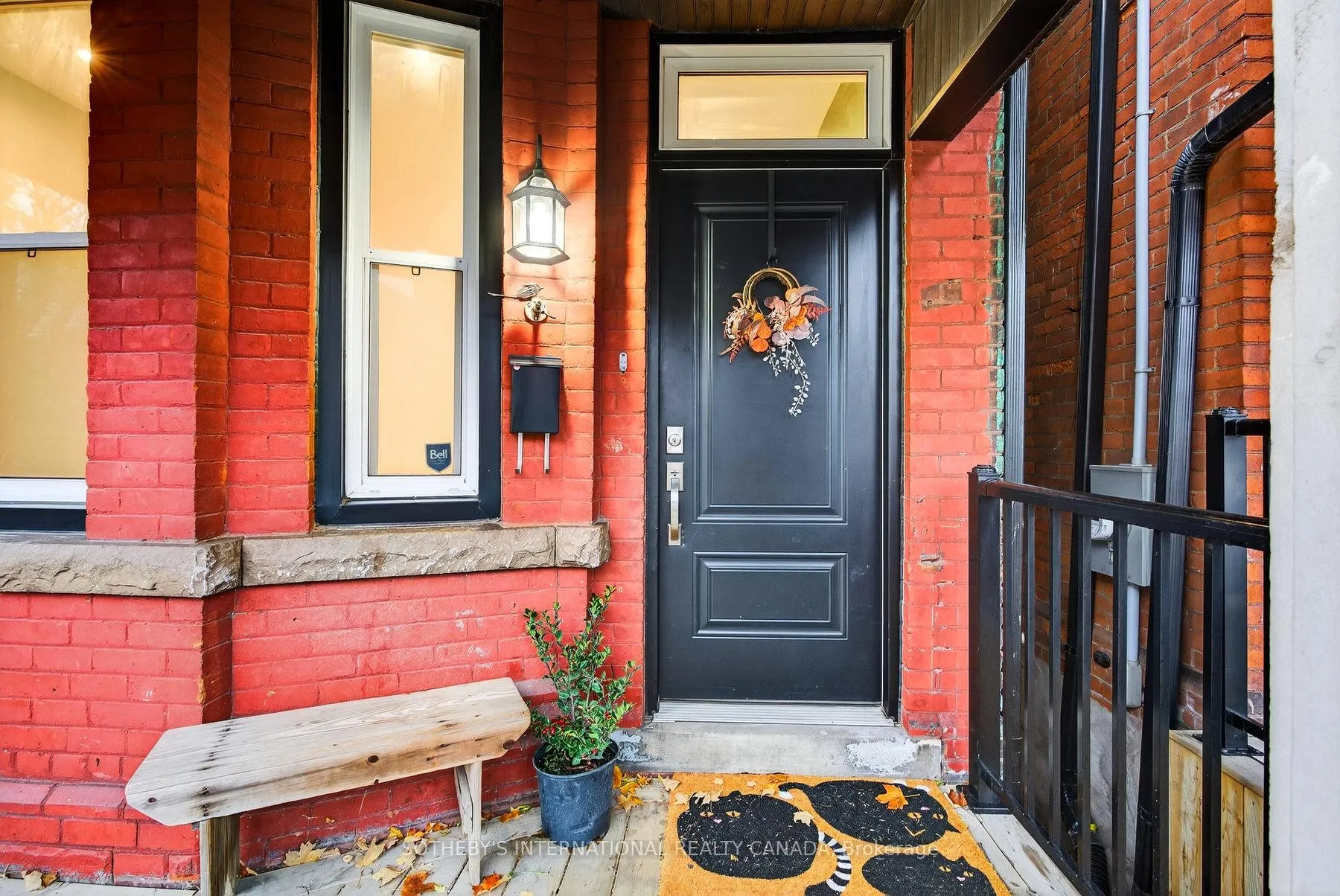 Photo 2 of 36 Ashley Street, Hamilton, Landsdale — HOMEH