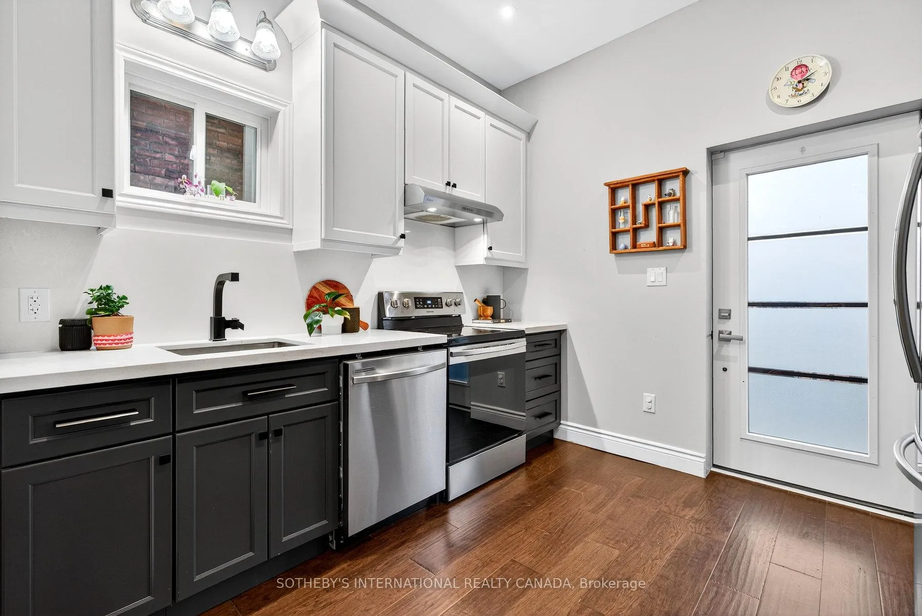 Photo 8 of 36 Ashley Street, Hamilton, Landsdale — HOMEH
