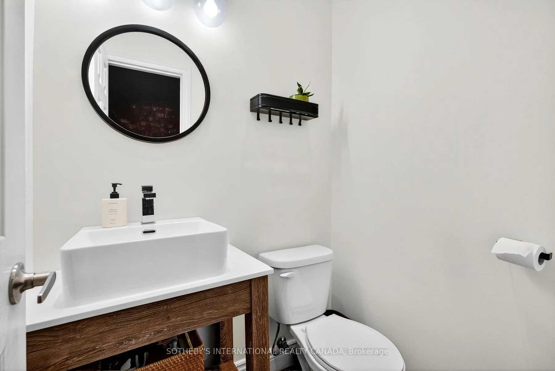 Photo 11 of 36 Ashley Street, Hamilton, Landsdale — HOMEH
