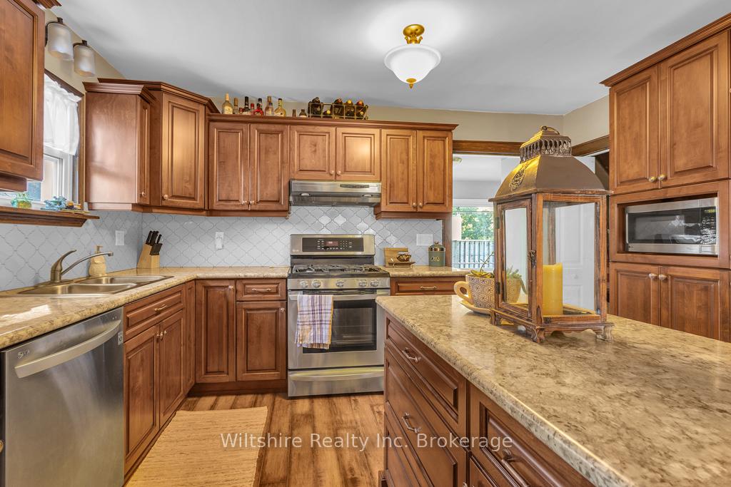 Photo 8 of 57 Potters Road, Tillsonburg — HOMEH