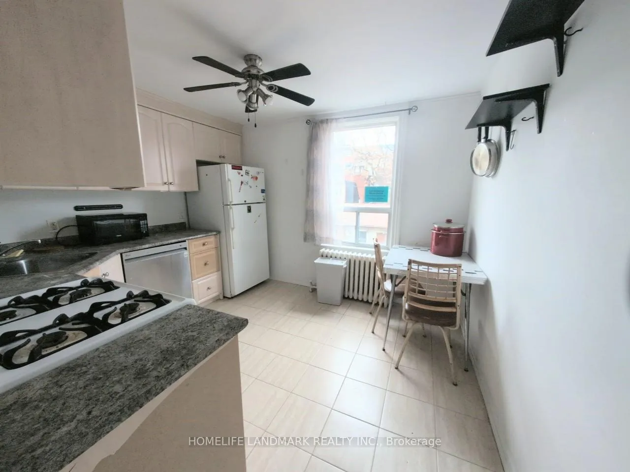 Photo 9 of Unit 2nd&3rd, 26 Lippincott Street, Toronto, Kensington-Chinatown — HOMEH