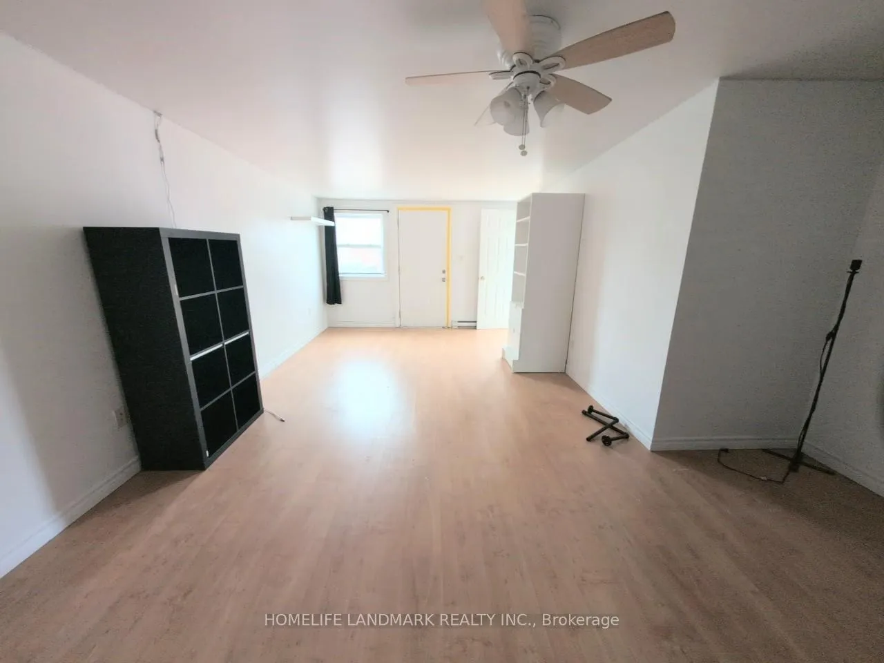 Photo 10 of Unit 2nd&3rd, 26 Lippincott Street, Toronto, Kensington-Chinatown — HOMEH