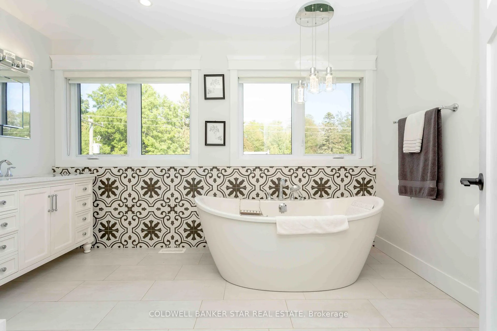 Photo 12 of 8037 Springwater Road, Central Elgin, Rural Central Elgin — HOMEH