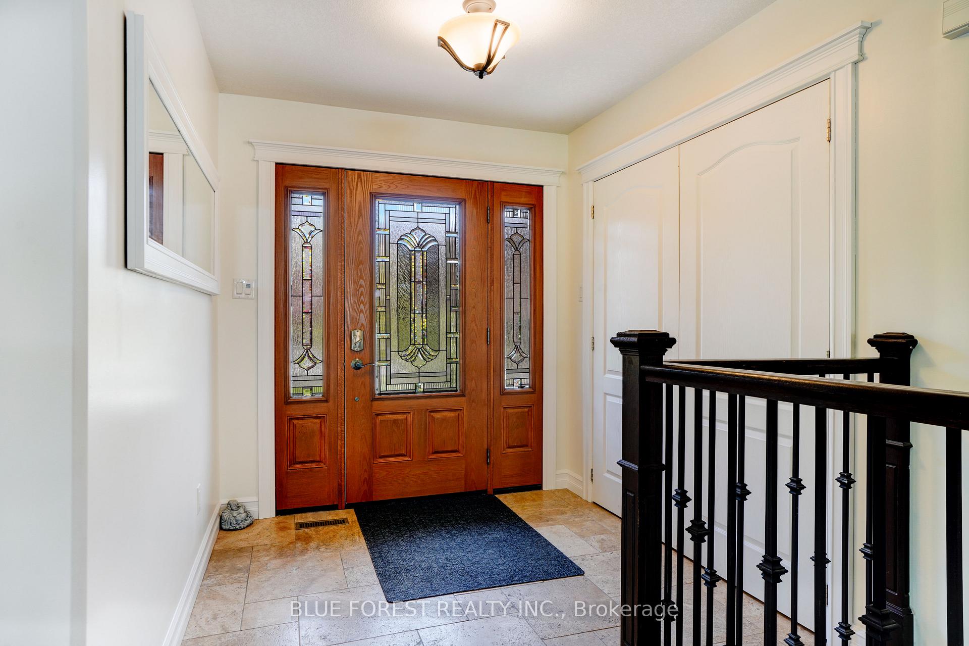 Photo 5 of 22 Village Gate Crescent, Thames Centre, Dorchester — HOMEH