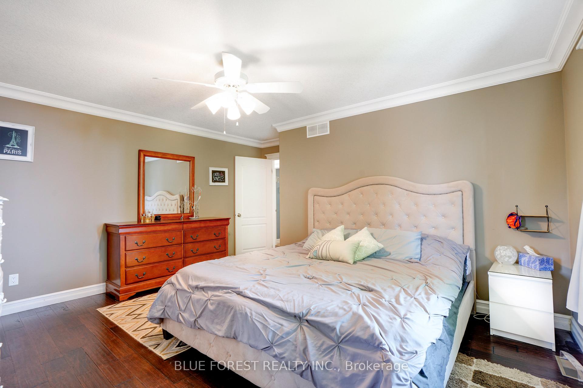 Photo 20 of 22 Village Gate Crescent, Thames Centre, Dorchester — HOMEH