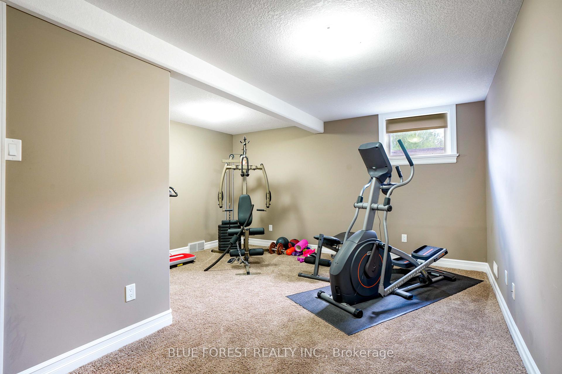 Photo 34 of 22 Village Gate Crescent, Thames Centre, Dorchester — HOMEH