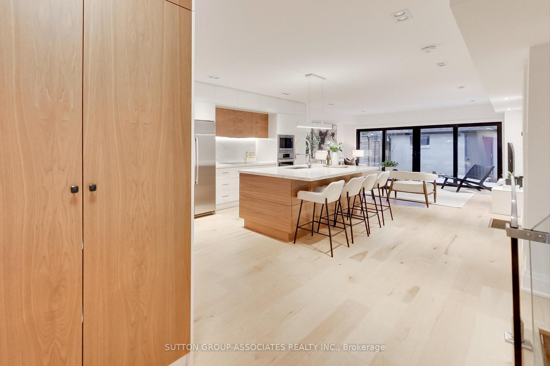 Photo 3 of 130 Benson Avenue, Toronto, Wychwood — HOMEH