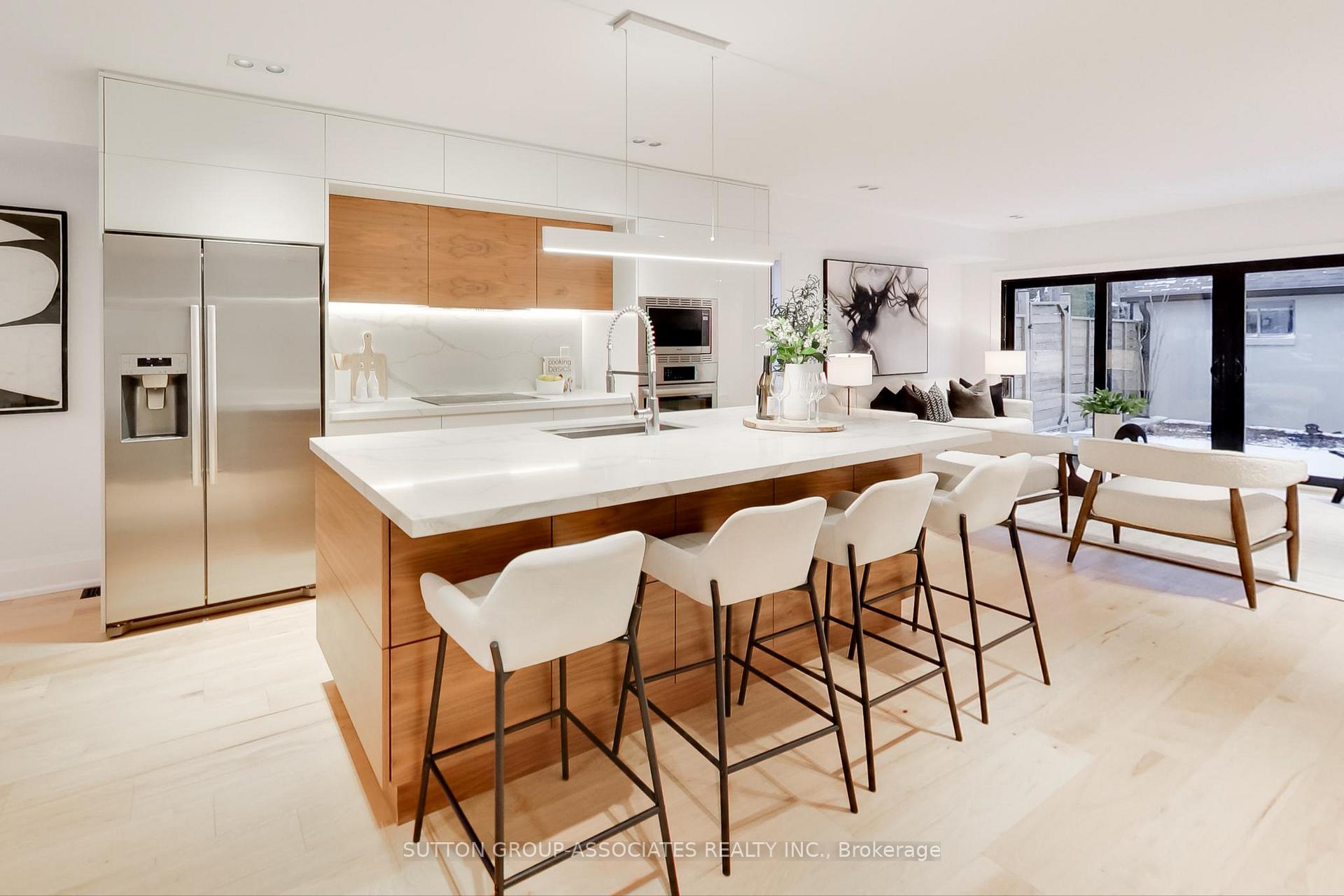 Photo 5 of 130 Benson Avenue, Toronto, Wychwood — HOMEH