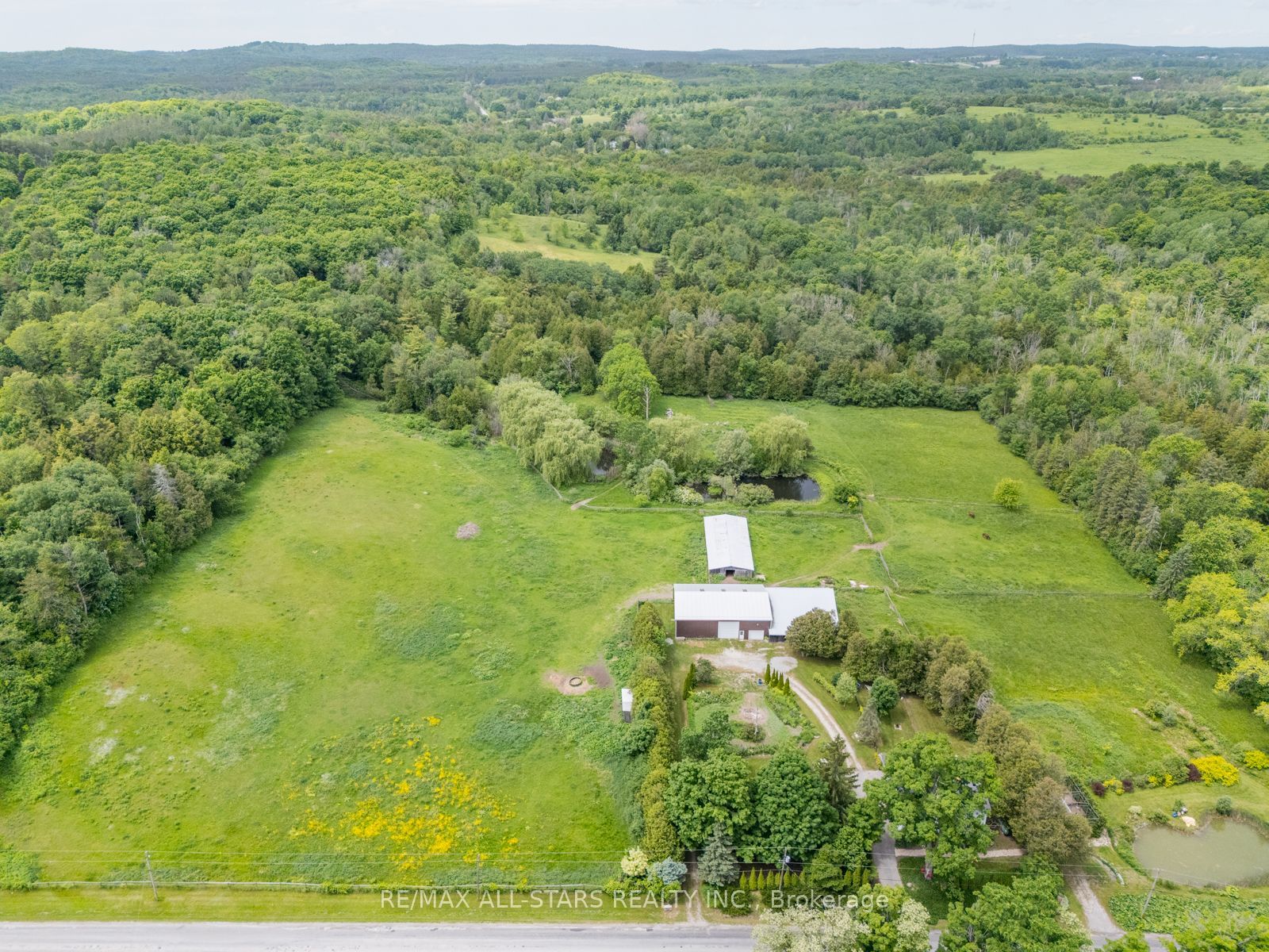 Photo 2 of 13330 Marsh Hill Road, Scugog, Port Perry — HOMEH