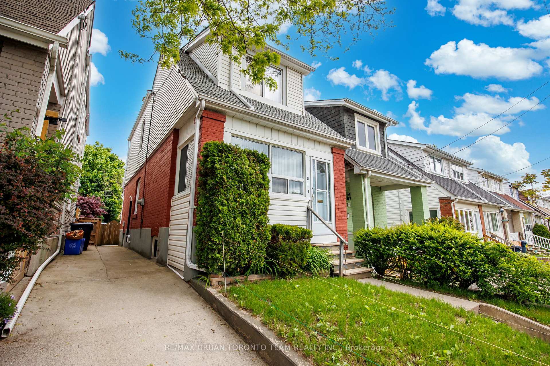 Photo 36 of 101 Hillingdon Avenue, Toronto, Woodbine Corridor — HOMEH
