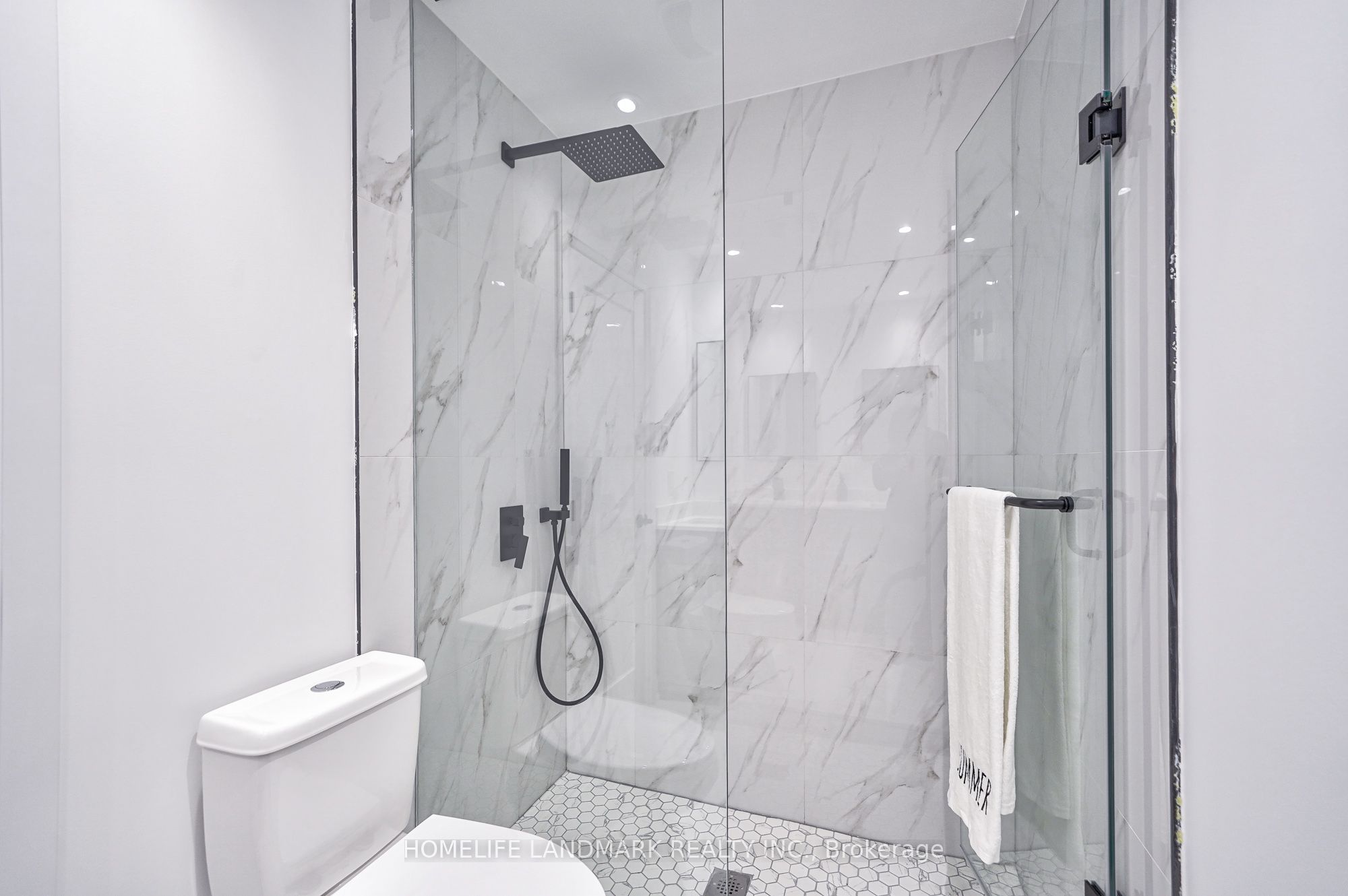 Photo 70 of 502 Mortimer Avenue, Toronto, Danforth Village-East York — HOMEH