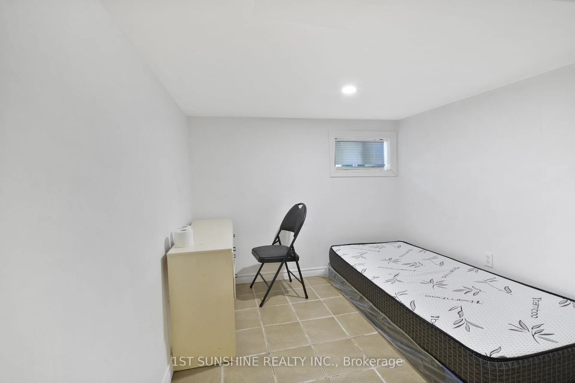 Photo 17 of 61 Broadway Avenue, Hamilton, Ainslie Wood — HOMEH