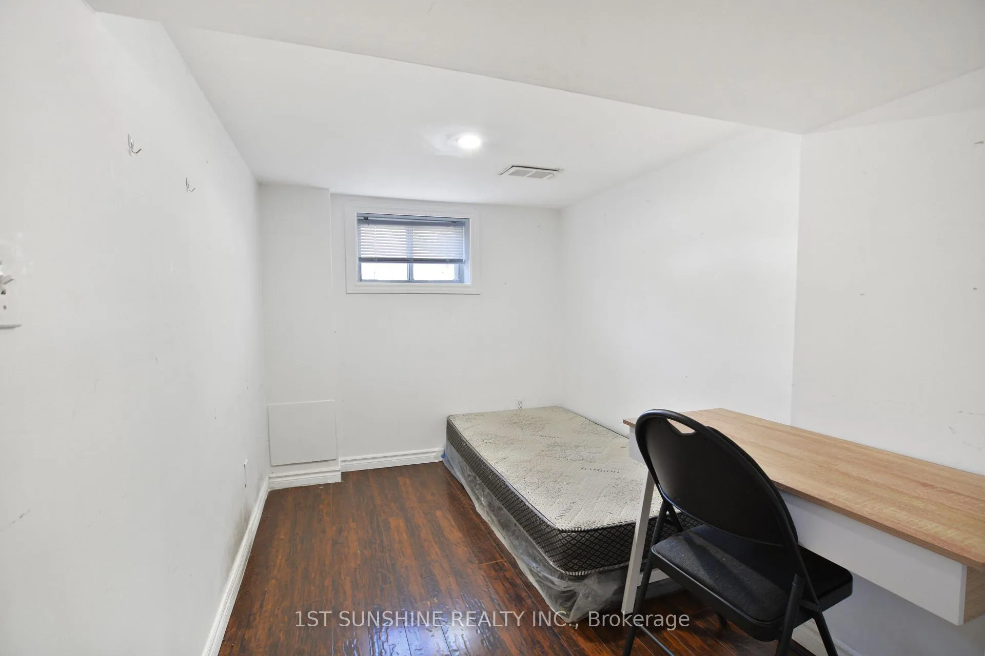 Photo 18 of 61 Broadway Avenue, Hamilton, Ainslie Wood — HOMEH