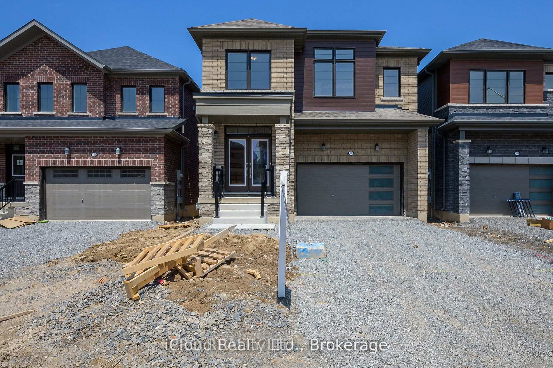 Photo 1 of 102 Sunflower Crescent, Thorold, Hurricane/Merrittville — HOMEH