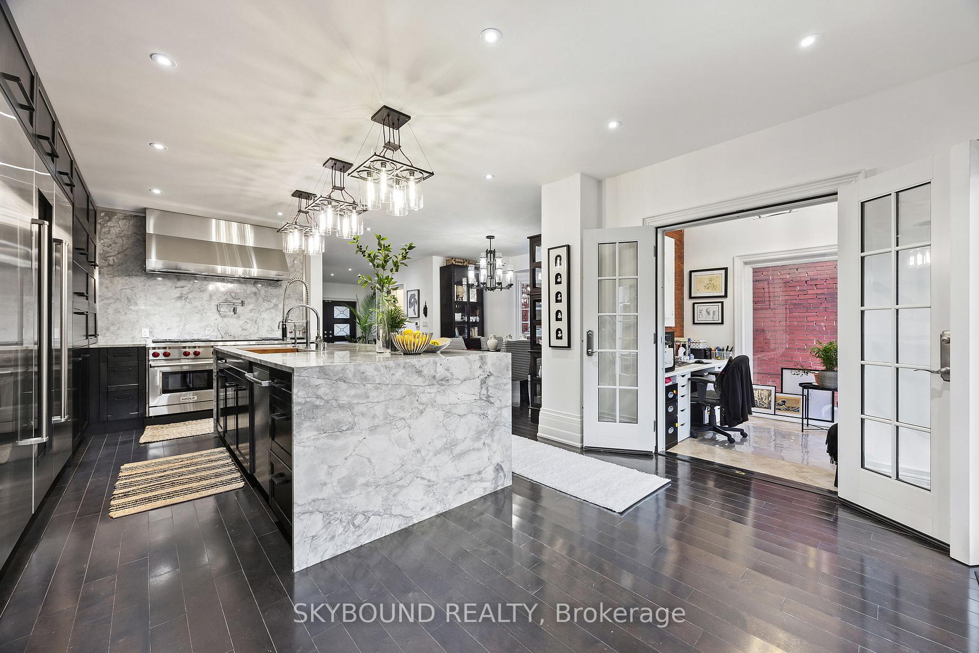 Photo 19 of 20 Fairview Boulevard, Toronto, North Riverdale — HOMEH