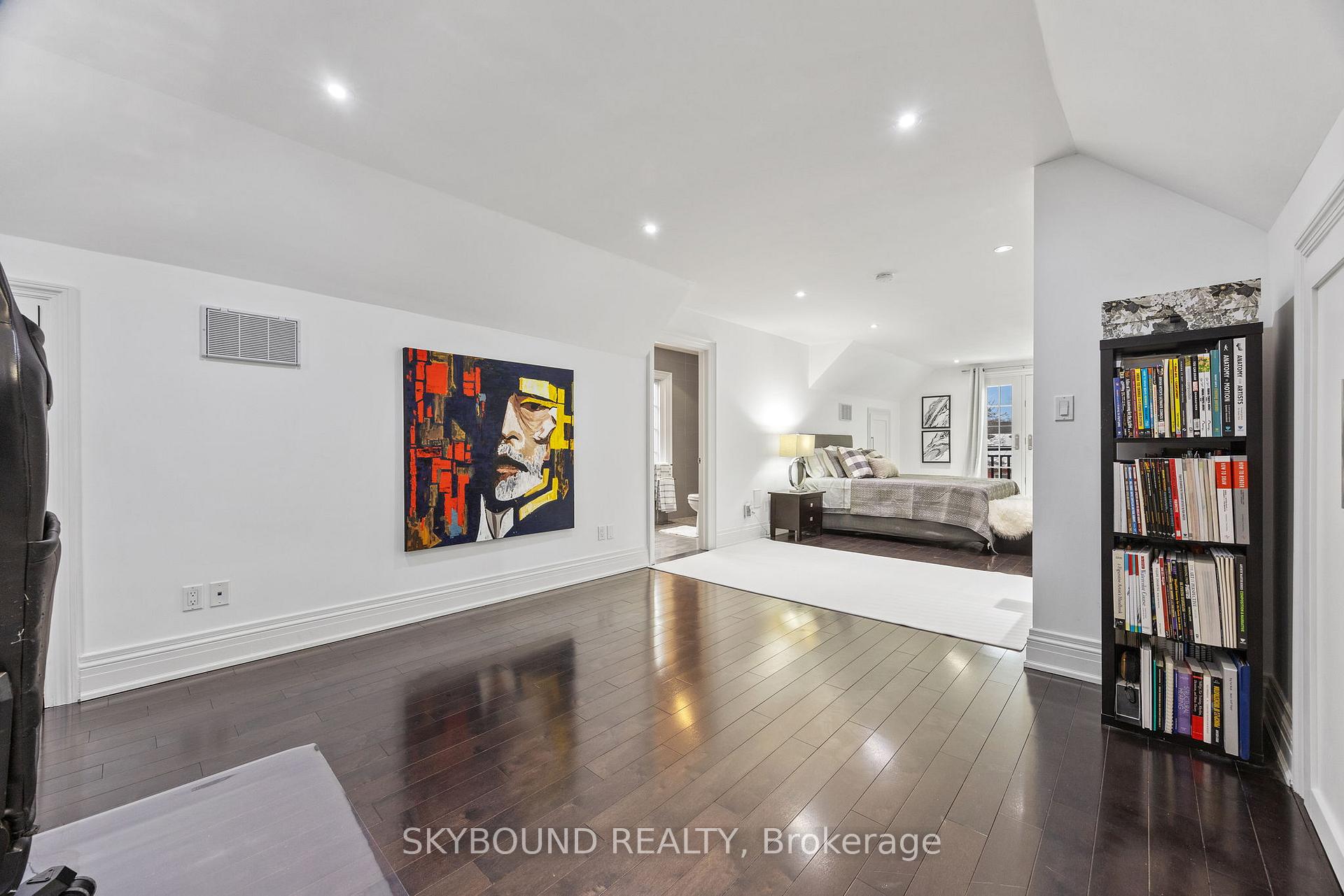 Photo 35 of 20 Fairview Boulevard, Toronto, North Riverdale — HOMEH