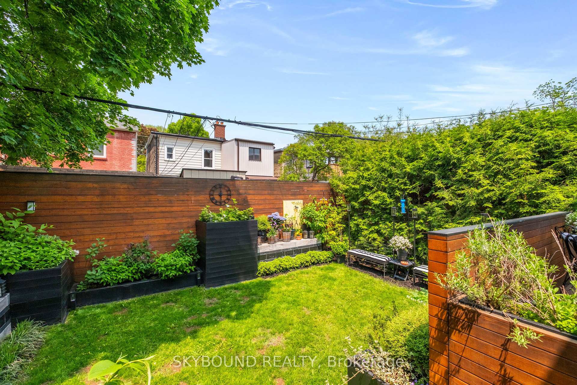 Photo 46 of 20 Fairview Boulevard, Toronto, North Riverdale — HOMEH