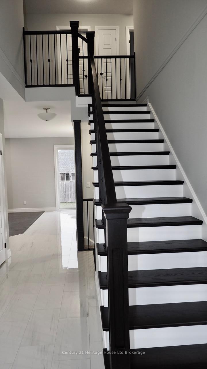 Photo 20 of 12 Sycamore Drive, Tillsonburg — HOMEH