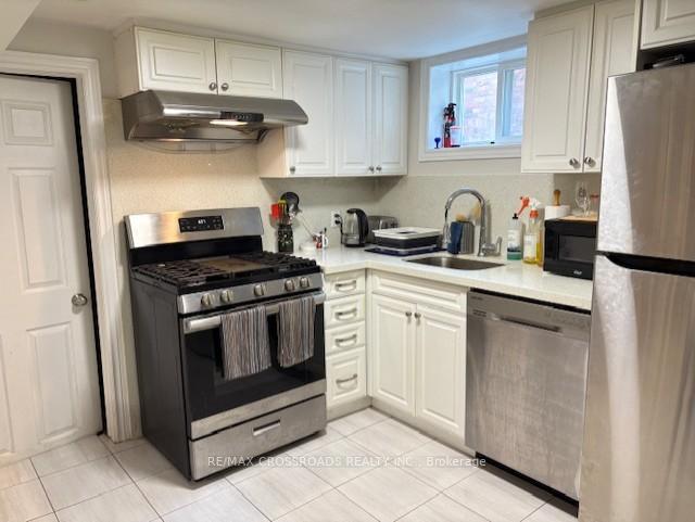 Photo 11 of 9 Roblin BSMT Avenue, Toronto, East York — HOMEH