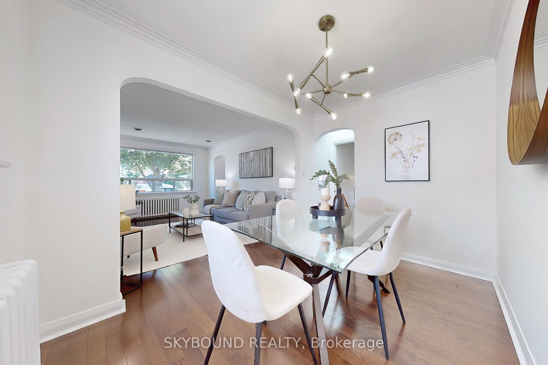 Photo 7 of 100 Lankin Boulevard, Toronto, East York — HOMEH
