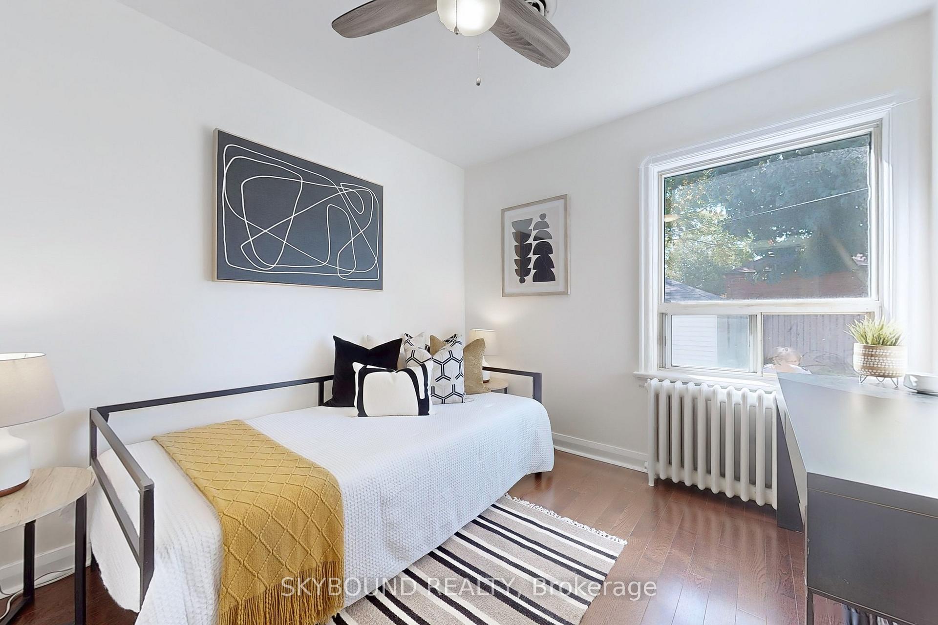 Photo 15 of 100 Lankin Boulevard, Toronto, East York — HOMEH
